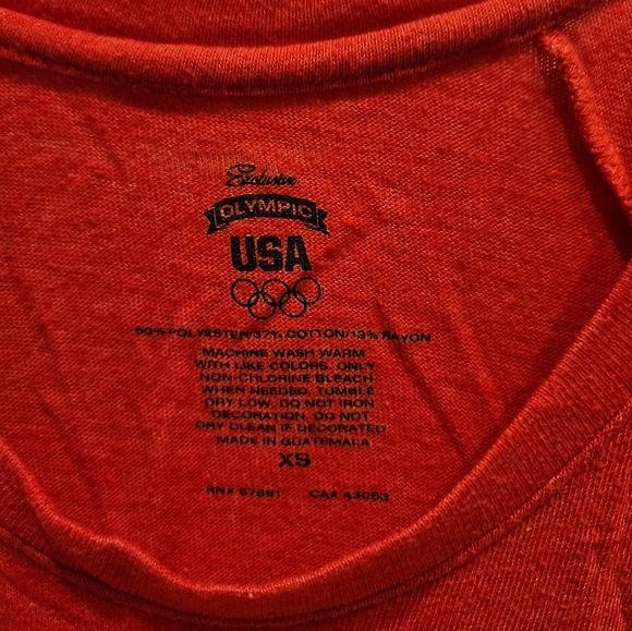 Red tee - Picture 3 of 4